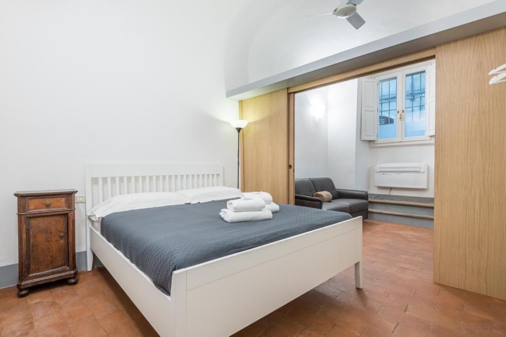 La Casa Di Ugo-A Due Passi Dal Duomo Apartamento Florença Exterior foto